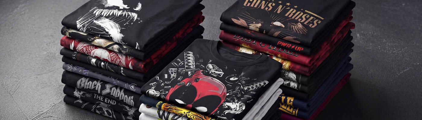 Hundreds of T-shirts, all just £13.99 each* / Shop smart!