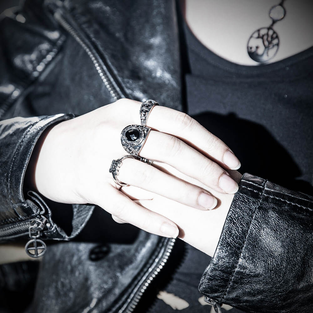 Rings / Shop now!