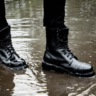 Boots / Discover now!