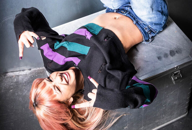 Cute Morbid / This Full Volume by EMP collection plays with an appealing contrast: sweet and morbid, as well as soft and dark. Deep black tones form the basis, while accents in dreamy purple and mystical petrol create an almost ethereal atmosphere.Oversized fits create a relaxed yet dramatic silhouette &ndash; perfect for showcasing the striking designs. Holographic prints and contrasting stripes catch the light and give each piece a shimmering twist.Because behind the cute exterior lies a dark little secret: a butterfly with a one-sided rib cage, a bunny with an open chest &ndash; symbols that redefine cuteness and add a touch of spooky aesthetics. / Discover now!