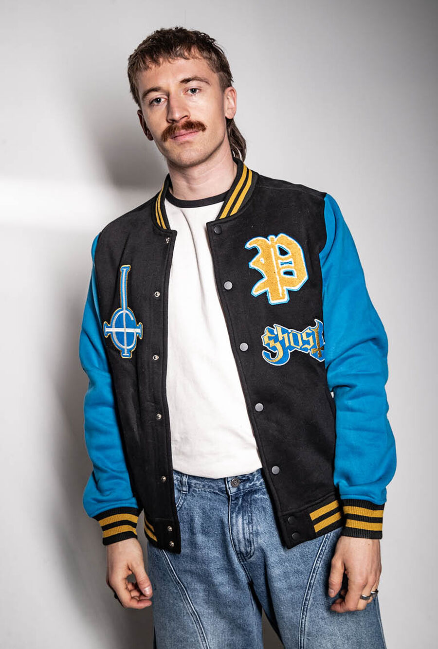 Outfit Collegejacke Ghost