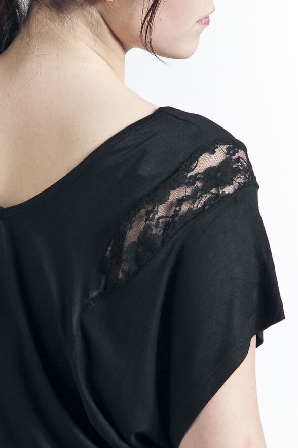 Laced Shoulder | Fashion Victim T-Shirt | EMP