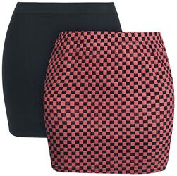 Double-Pack Skirts with Chessboard Pattern