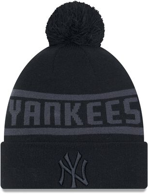 New Era Womens NY Yankees metallic knit wide cuff beanie in pink New Era Womens NY Yankees metallic knit wide cuff beanie in pink