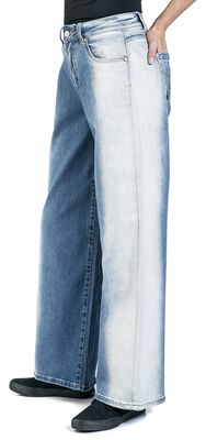 Jeans with Wide-Cut Leg