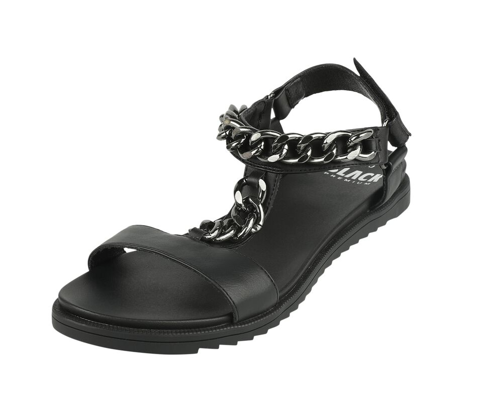 Sandals with chains